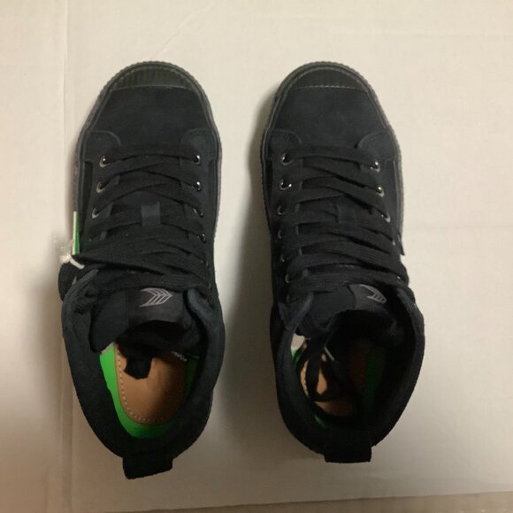 New - never worn! Cariuma OCA High All Black Suede Sneaker, size 5, black - Picture 4 of 9